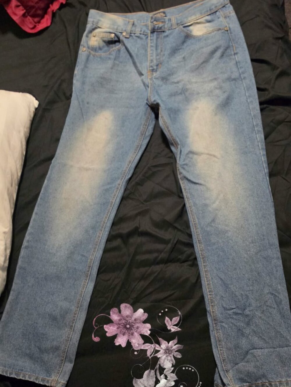 vintage y2k lightwash/midwash blue jeans size 34/30 vertical